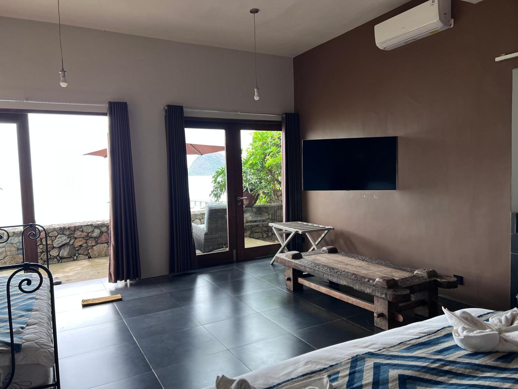 فندق Blue Parrot لابوان باجو المظهر الخارجي الصورة